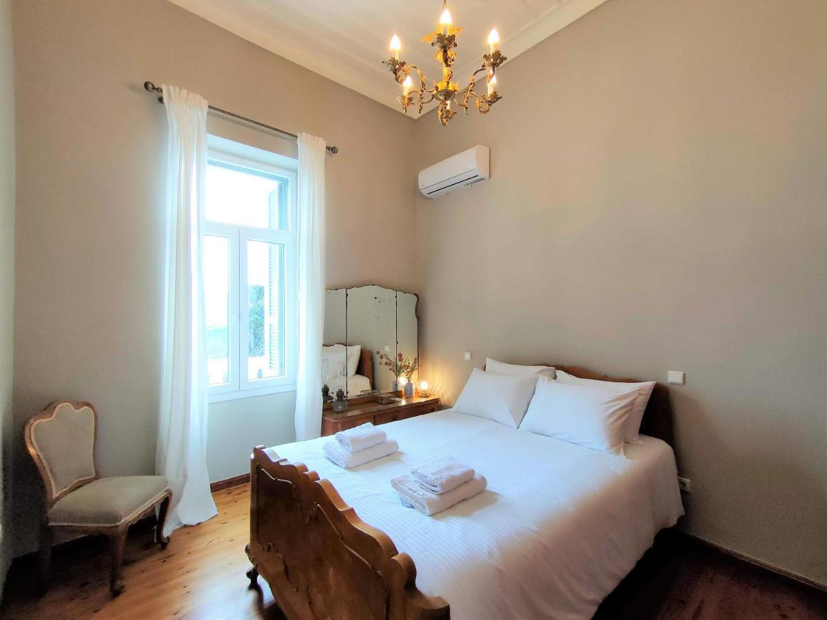 Spiti Sea View Neoclassical House In Steniaí Exterior photo