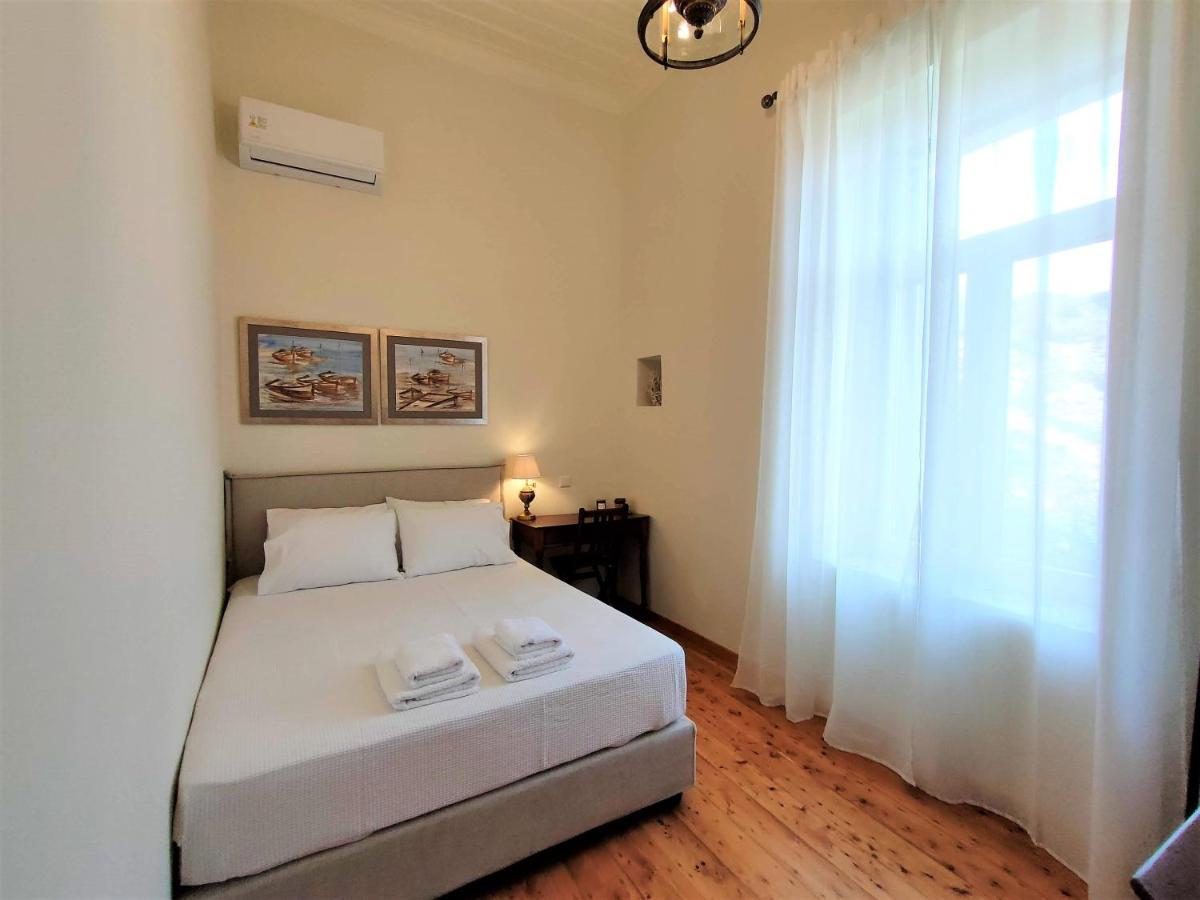 Spiti Sea View Neoclassical House In Steniaí Exterior photo